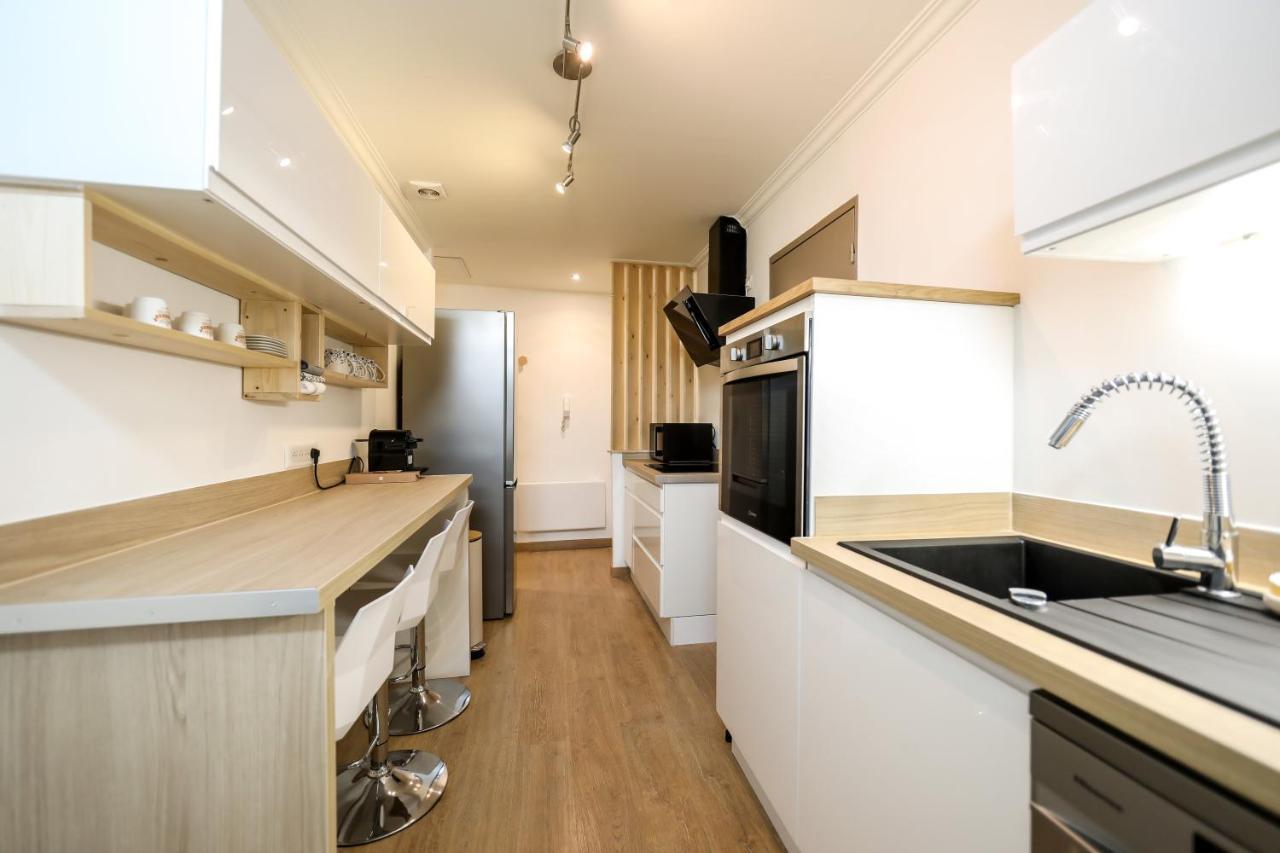Le Lavandin, Spacieux Et Moderne P4, Centre Ville, Wifi Nimes Exterior foto